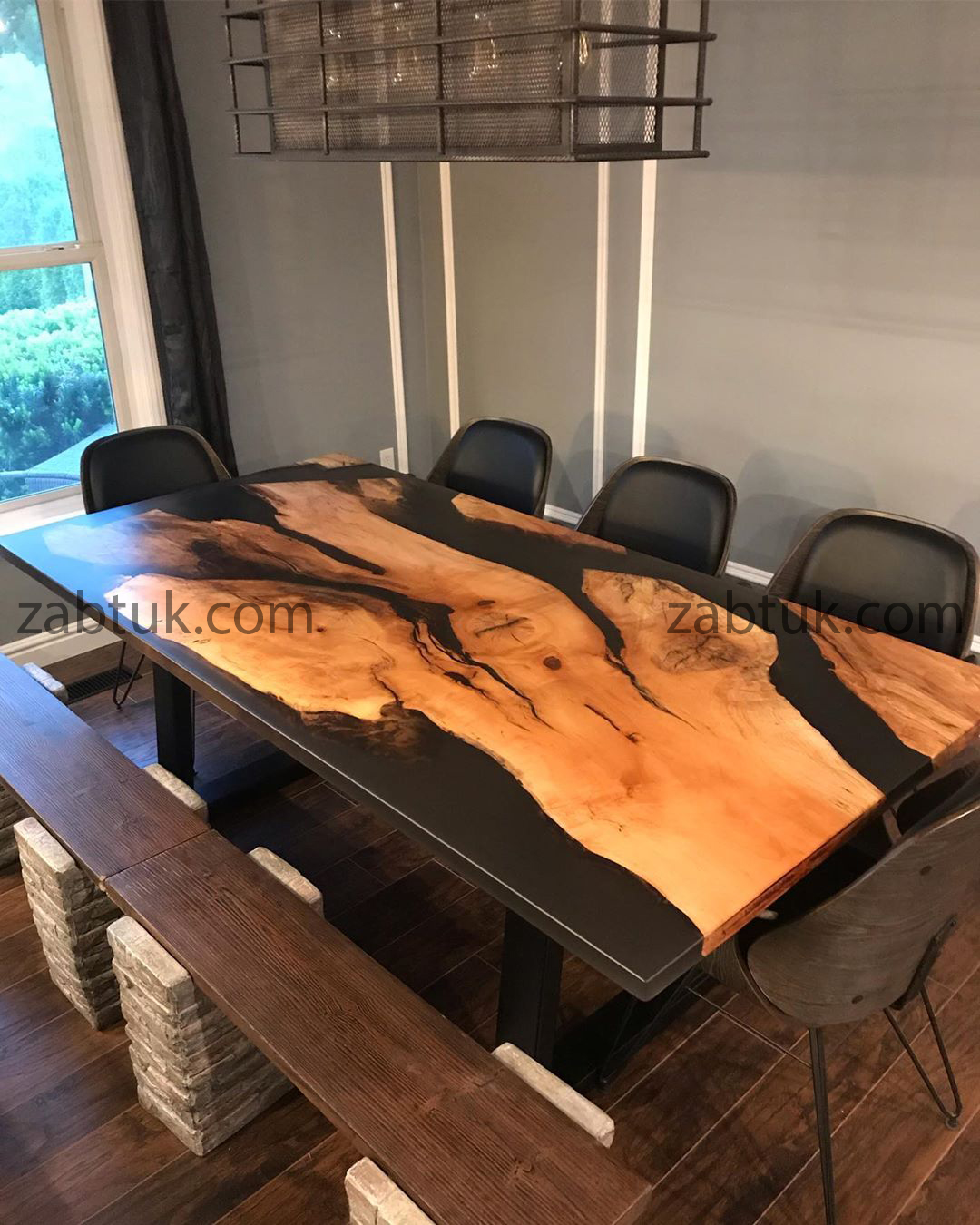 میز نهارخوری ترکیبی چوب طبیعی و رزین مشکی